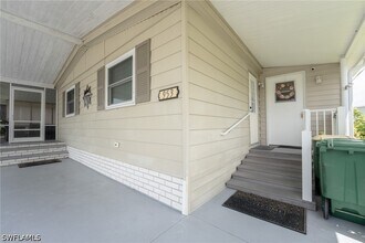 Building Photo - 953 Bunker Hill Dr