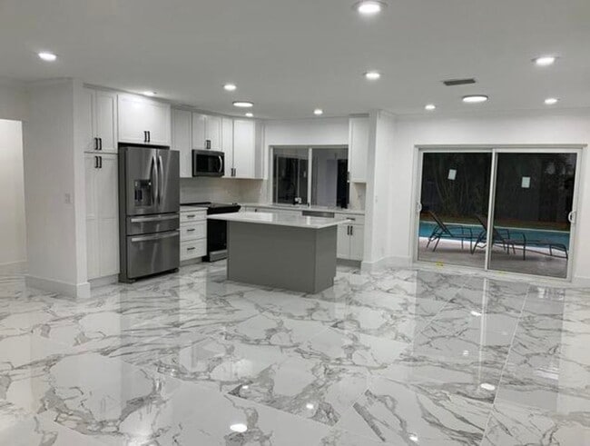 Photo - 1070 SW 18th Street, Boca Raton, FL 33486 - 6826 House