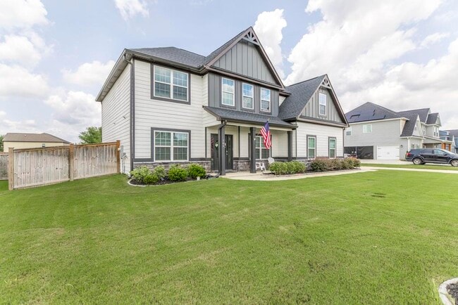 Building Photo - 105 Pearl Moss Ln