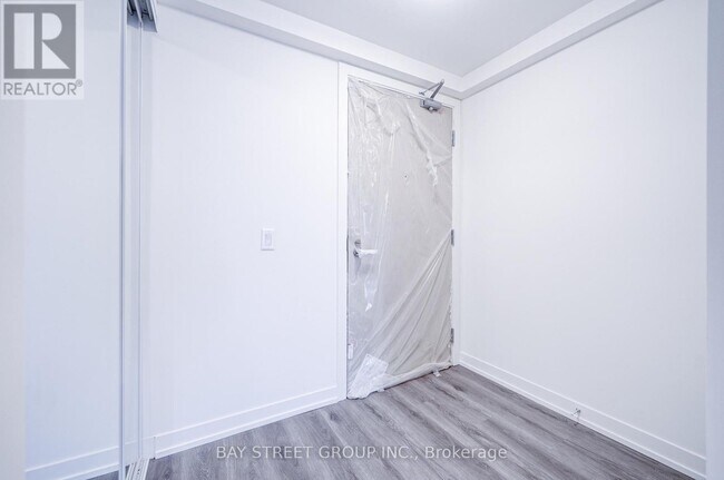 Photo du bâtiment - 138 Downes St