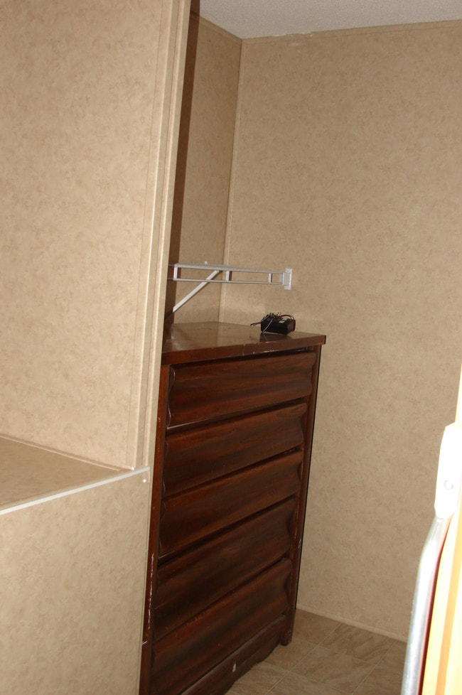 Building Photo - 43 Matchstick Ln