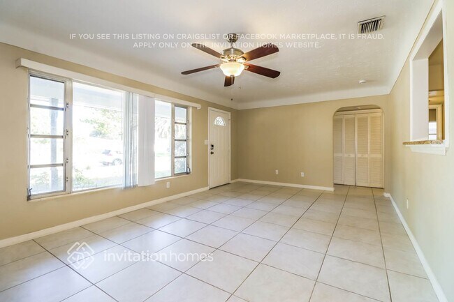 Foto del edificio - 2121 McKinley St