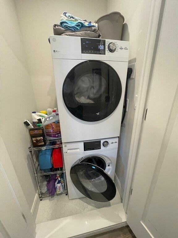 Building Photo - 432 Cherry St