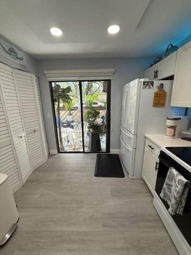 Photo - 131 Manchineel Ct House