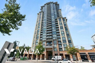 Building Photo - 10777 University Dr