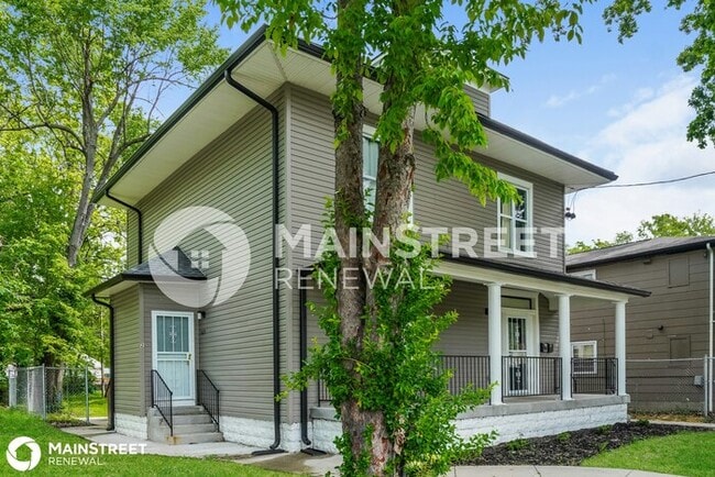 Building Photo - 3819 River Park Dr