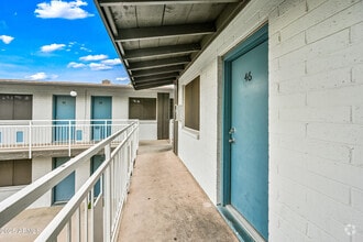 Building Photo - 3025 N 32nd St