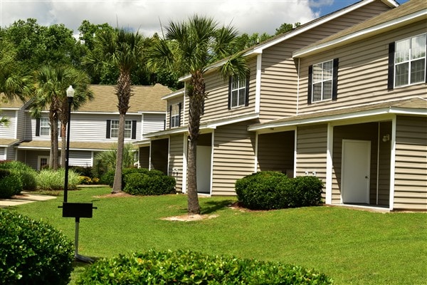 Building Photo - Congaree Villas