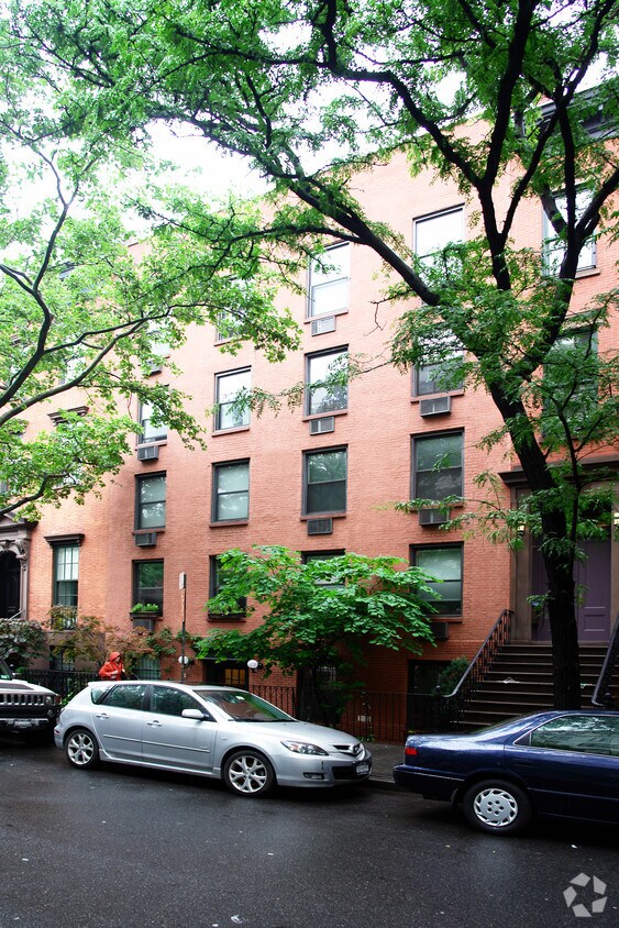 Foto del edificio - 333 W 22nd St