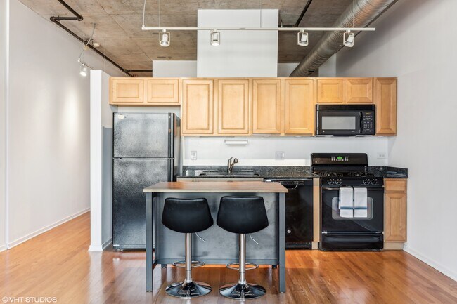 Foto del edificio - 849 N Franklin St