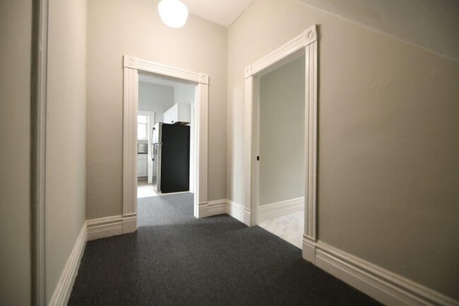 Photo - 2111 Vine St Apartment