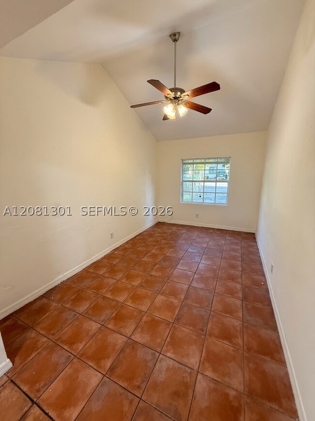 Building Photo - 715 NW 116th St