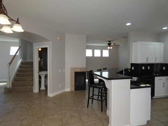Building Photo - Spacious 4 Bedroom Home In Arborwalk