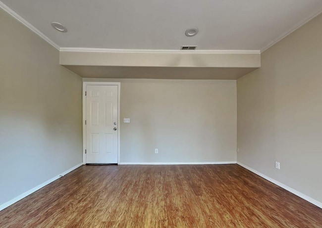 Building Photo - 833 SW 313th Ct