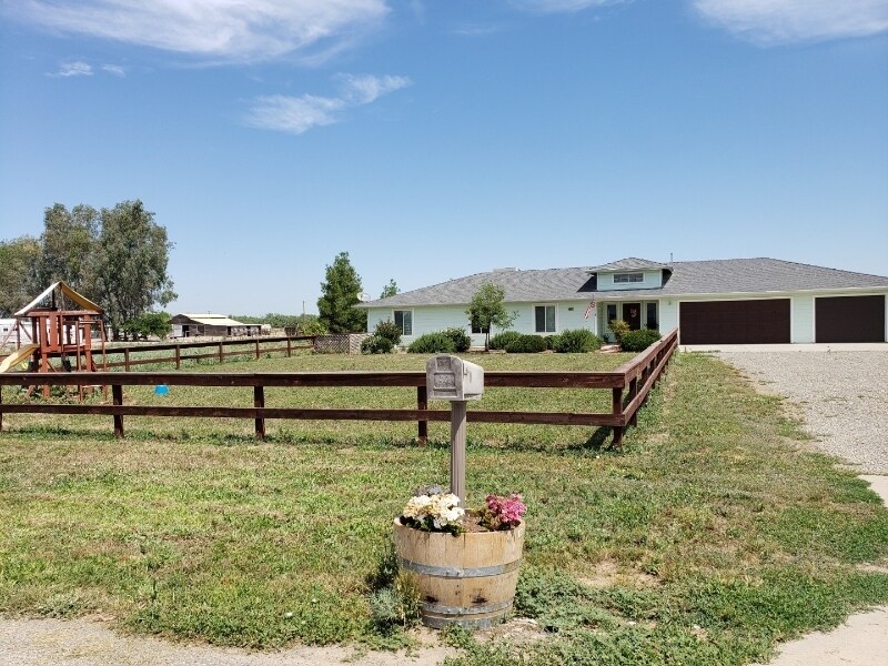 19623 Fairlane Ct, Chowchilla, CA 93610 House Rental in Chowchilla