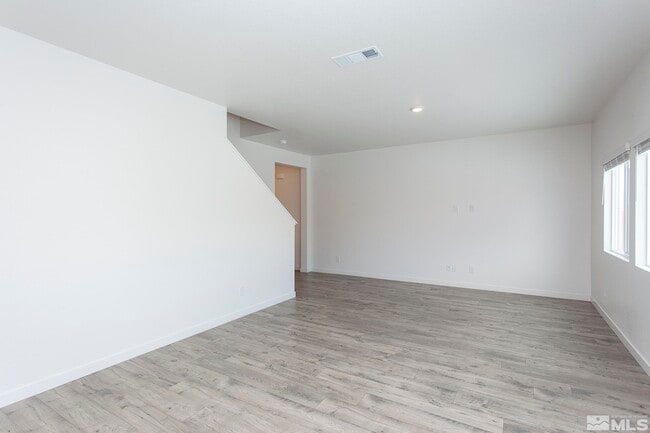 Building Photo - 436 Summer Triangle