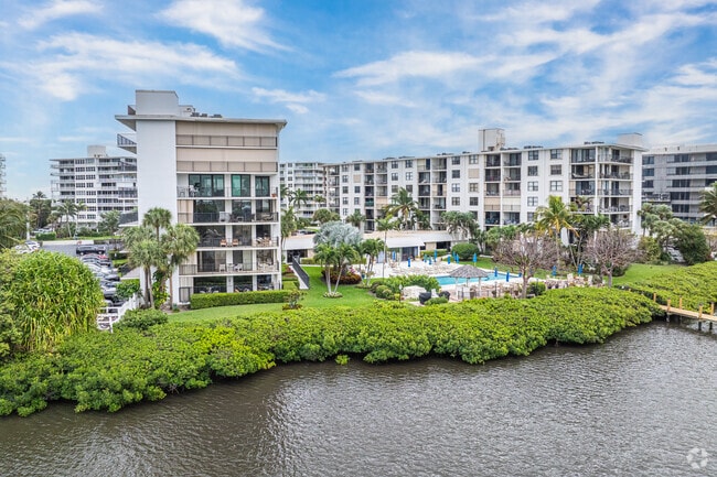 Alternate - Palm Beach Harbour Club