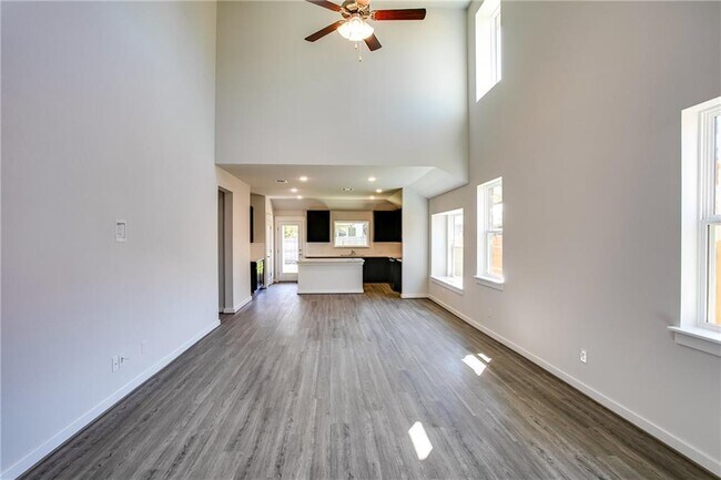 Building Photo - 603 Pheasant Hill Ln