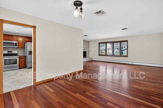 Foto del edificio - 352 Rahway Rd