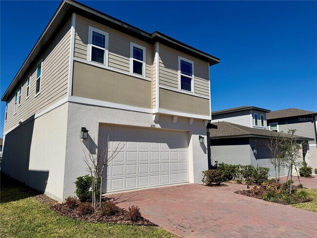 Foto del edificio - 2333 Treasure Hill St