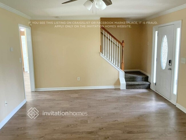 Building Photo - 3838 White Pine Rd