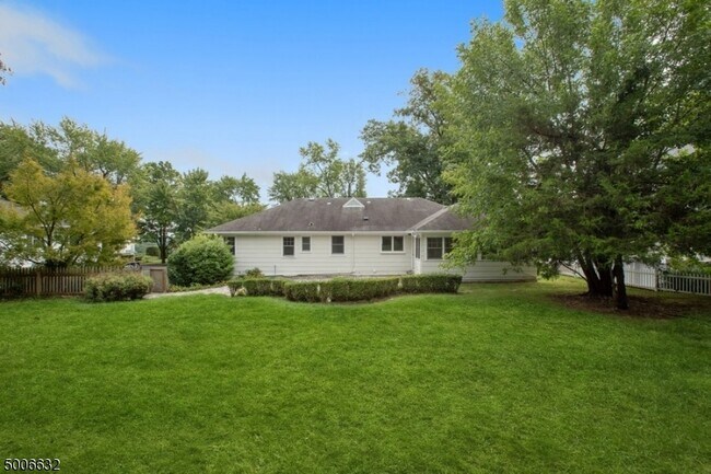 Foto del edificio - 14 Argyle Ct