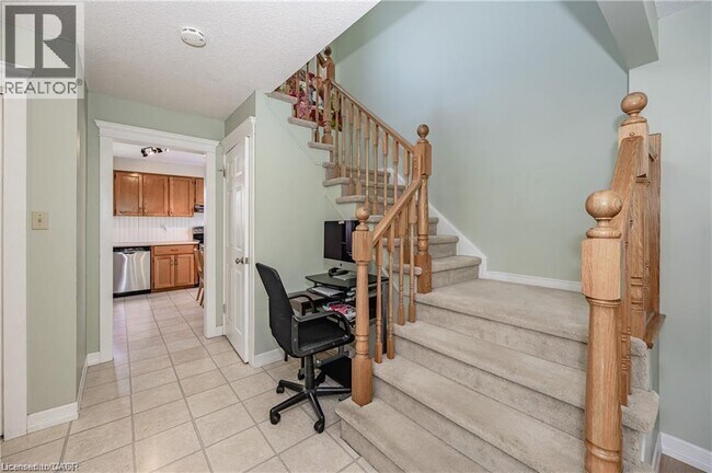 Building Photo - 108 Jackpine Pl