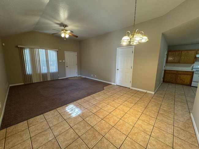 Building Photo - 4803 John David Dr