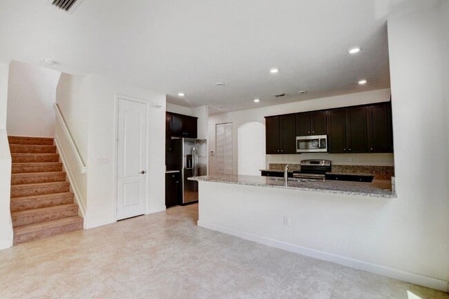 Building Photo - 8979 Gulf Run Way