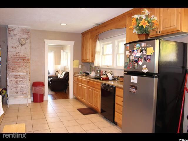 Foto del edificio - 2 br, 1 bath Duplex - 170 300 North Main 2