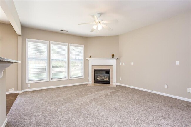 Building Photo - 5765 Crestwick Wy