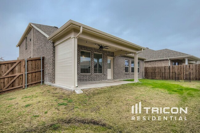 Building Photo - 1592 Sugarberry Dr