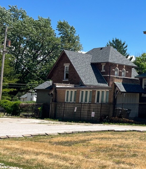 Foto del edificio - 415 N Gilbert St