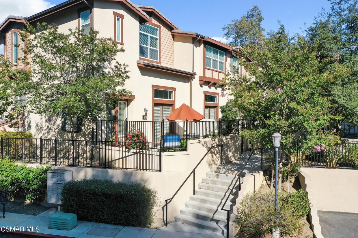 760 Tennis Club Ln, Thousand Oaks, CA 91360 Townhome Rentals in