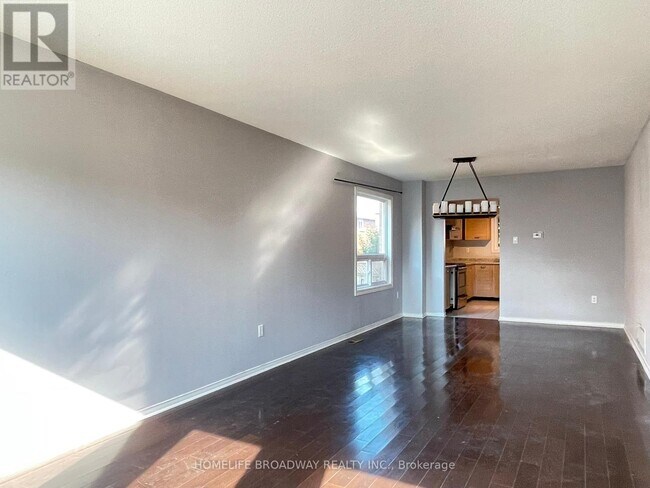 Building Photo - 55 Coldstream Crescent