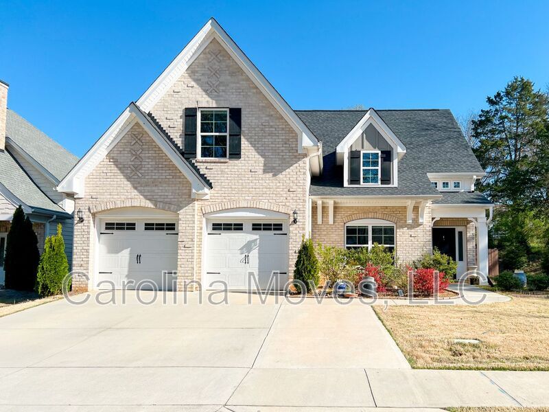 Primary Photo - 218 Rubia Dr