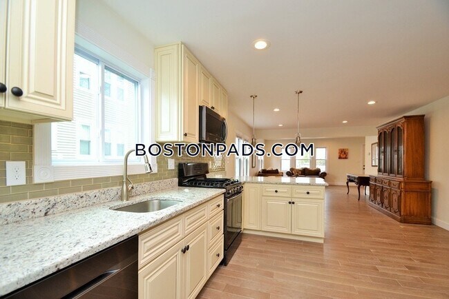 Foto del edificio - 45 Blanchard Rd.