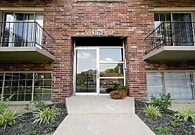 Building Photo - 3173 Ferncrest Ct