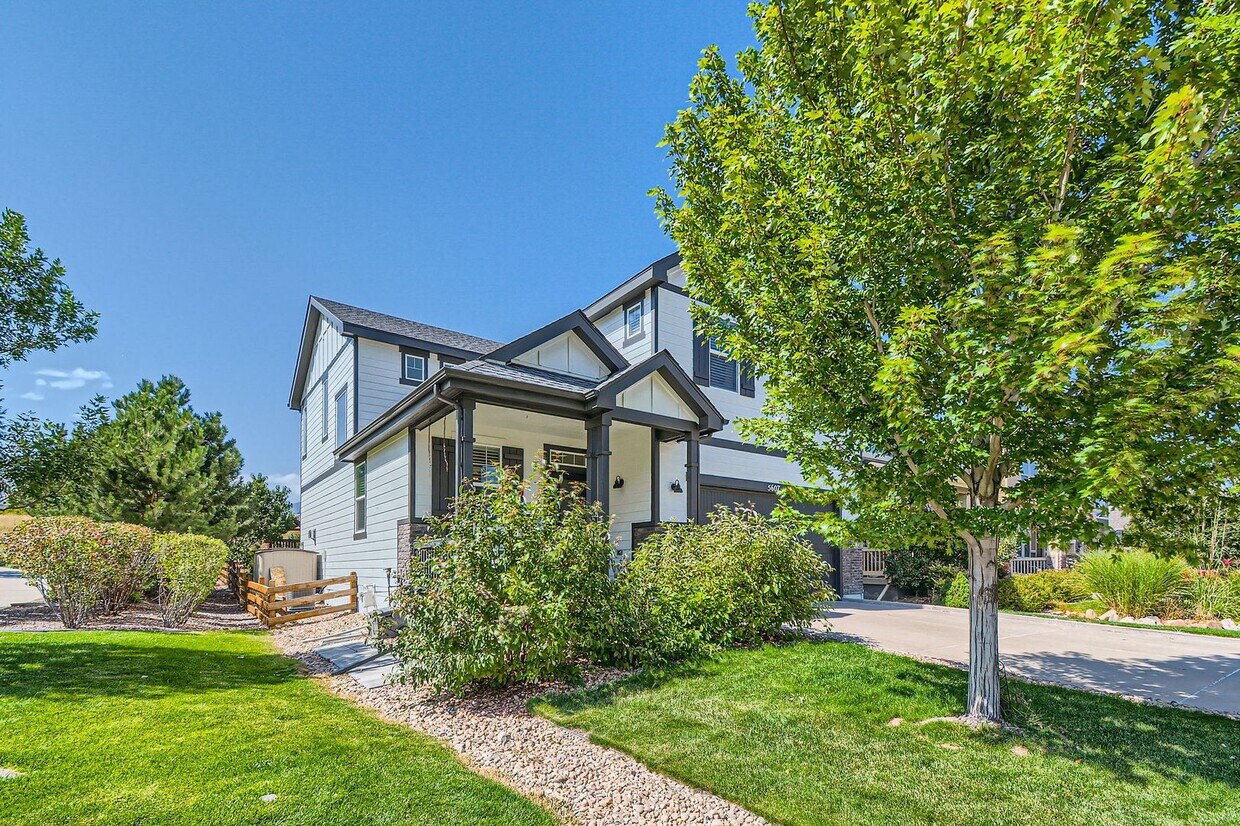 Foto principal - Beautiful 4 Bedroom Home with Stunning Vie...