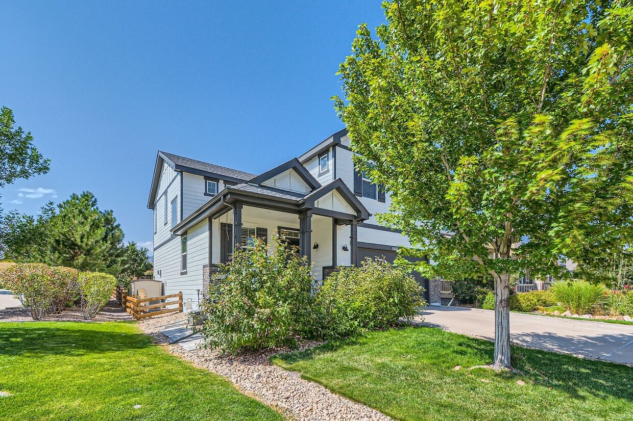 Beautiful 4 Bedroom Home with Stunning Vie... - Beautiful 4 Bedroom Home with Stunning Vie...