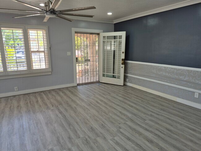 Building Photo - 5308 9th Ave