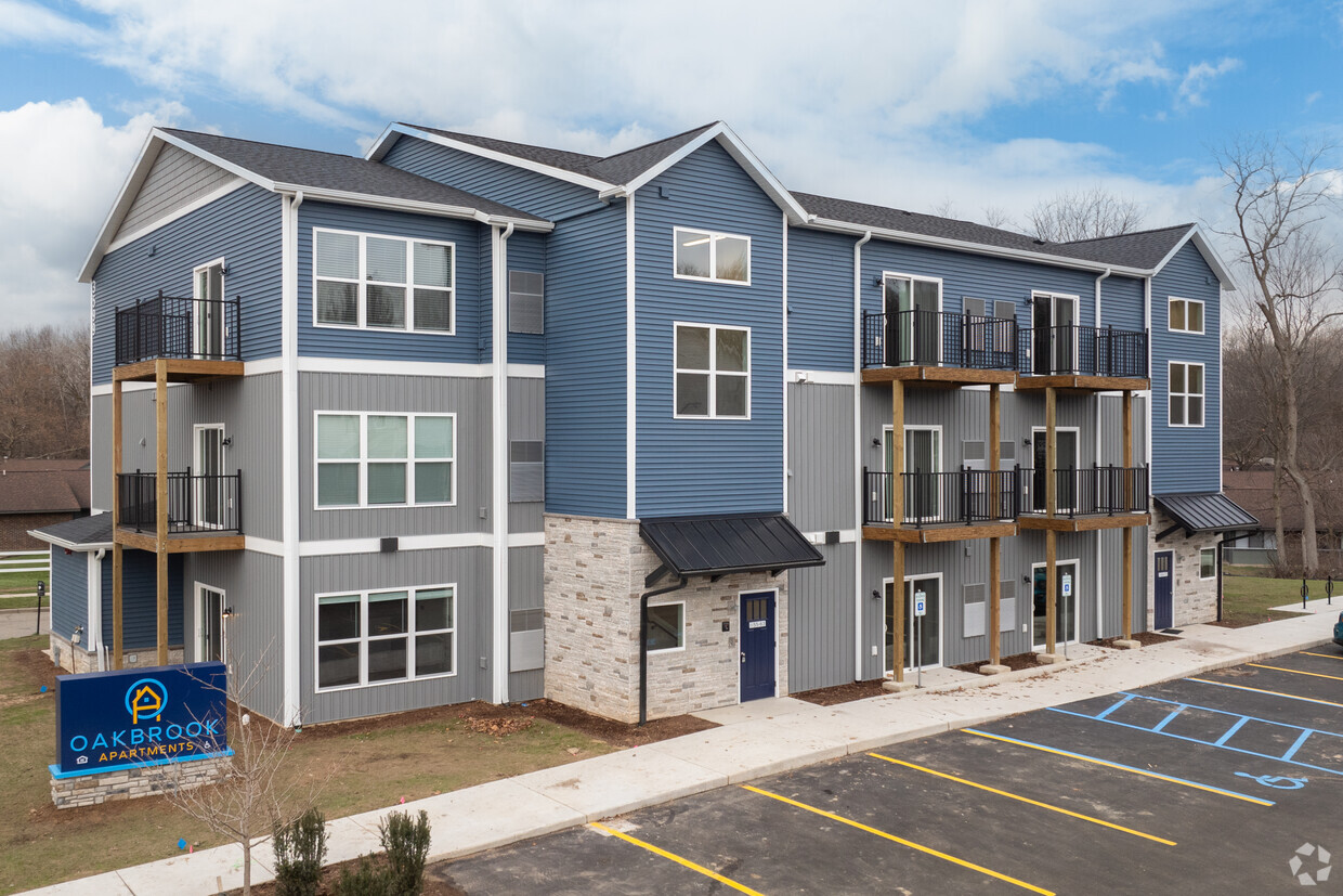 Primary Photo - Oakbrook Apartments