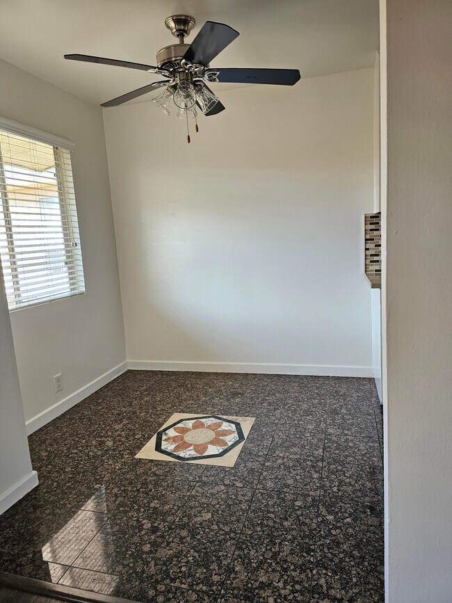 Foto del edificio - 3701 Emerald St