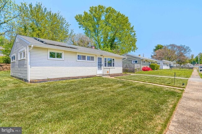 Building Photo - 5506 Adleigh Ave