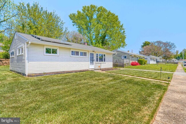 Foto del edificio - 5506 Adleigh Ave