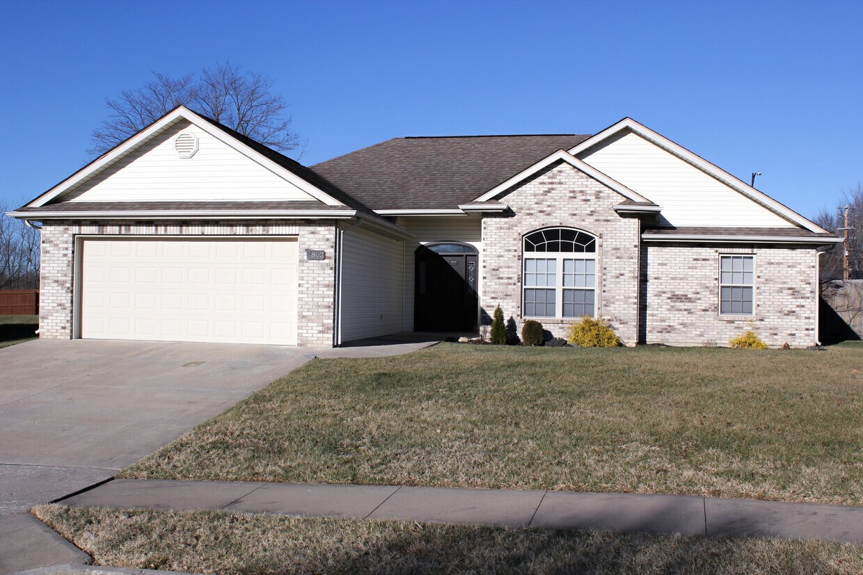 Primary Photo - 4803 Bullhead Ln