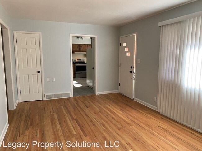Building Photo - 4 br, 2 bath House - 1738 Oxford Drive