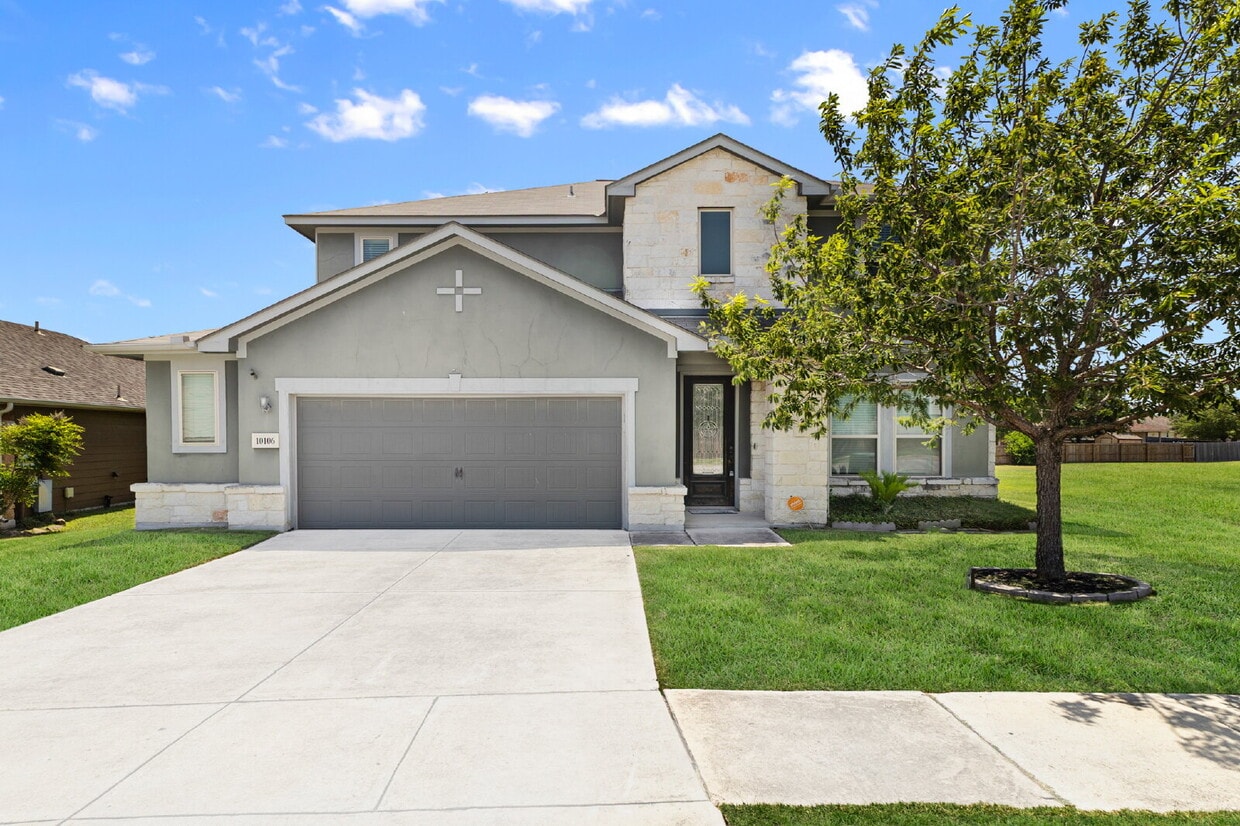 Primary Photo - 10106 Macarthur Way