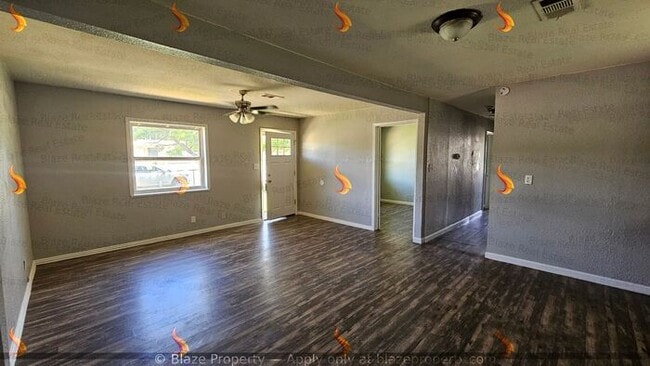 Building Photo - Affordable 3 Bedroom Rental Near School an...