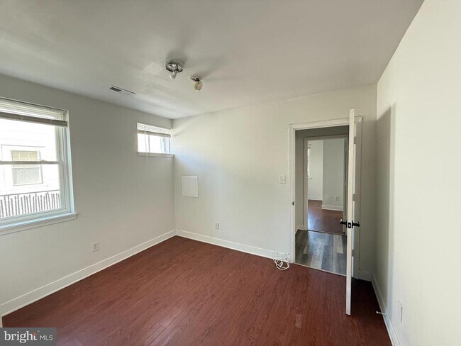 Foto del edificio - 606 Stuart St